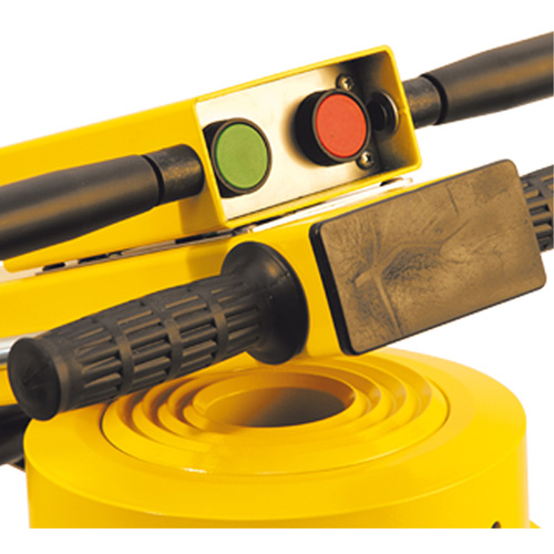 Cric Mammut, 110 tonnes, Air comprim&eacute;/hydraulique Seaboard Timber Mart