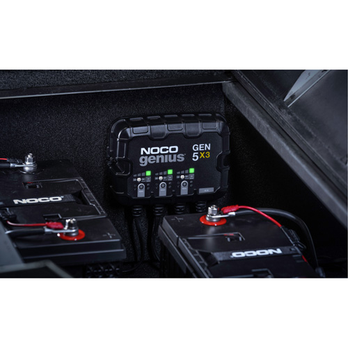 Genius&reg; Gen5X3 3-Bank, 15-Amp On-Board Battery Charger Seaboard Timber Mart