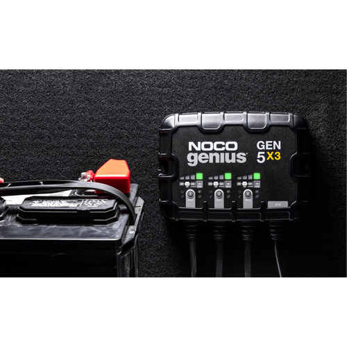 Genius&reg; Gen5X3 3-Bank, 15-Amp On-Board Battery Charger Seaboard Timber Mart