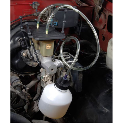 Trousse  complet de purge de freins par aspiration Seaboard Timber Mart