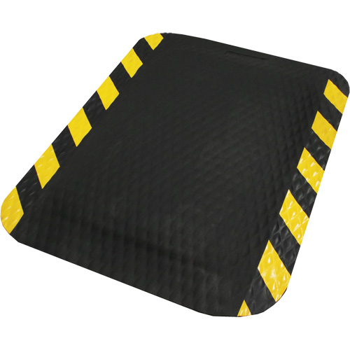 Hog Heaven Mat, Diamond, 2' x 3' x 5/8", Black/Yellow, Nitrile Seaboard Timber Mart