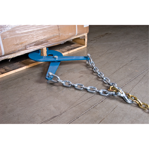 Pallet Puller, 16 lbs. Weight, 7" Jaw Opening, 5000 lbs. Pulling Capacity, 3" Jaw Height Seaboard Timber Mart