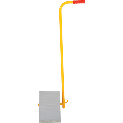 Cale de roues en aluminium avec poign&eacute;e, 7" la x 11-7/8" p x 7-11/16" h Seaboard Timber Mart