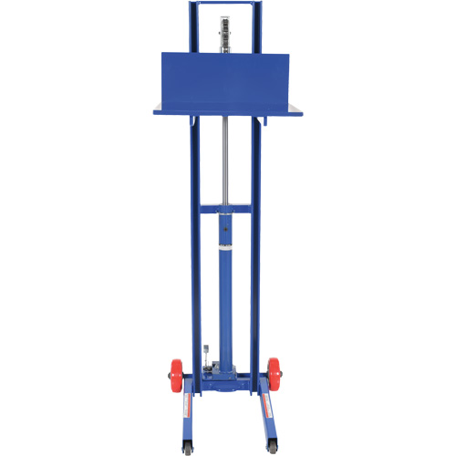 Gerbeur hydraulique &agrave; plateforme, M&eacute;canisme Pompe au pied, Capacit&eacute; de 400 lb, Levage max de 51-1/8" Seaboard Timber Mart