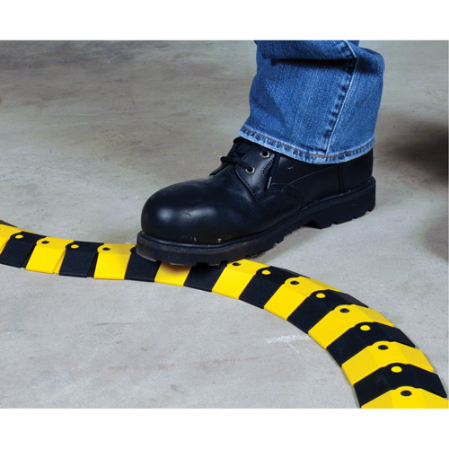 Ultra-Sidewinder&reg; Cable Protection System - Small, 39.5" x 3" x 0.75", 32000 lbs. (16 tons) Seaboard Timber Mart