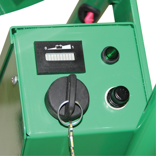 Diable pour baril motoris&eacute; avec roues pneumatiques Seaboard Timber Mart