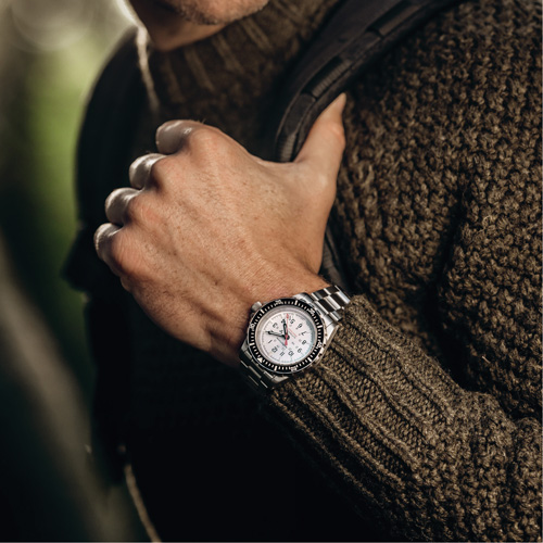 Arctic Edition Large Diver's Automatic GSAR Watch with Stainless Steel Bracelet, Digital, Battery Operated, 41 mm, Silver Seaboard Timber Mart