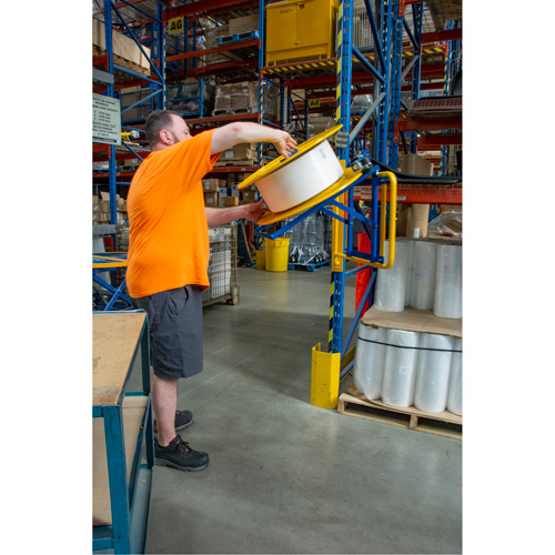 Distributeur de feuillards, Feuillard Polyester/Acier/Polypropyl&egrave;ne, Dia de noyau 16"/8", largeur de rouleau 3"/8"/6" Seaboard Timber Mart