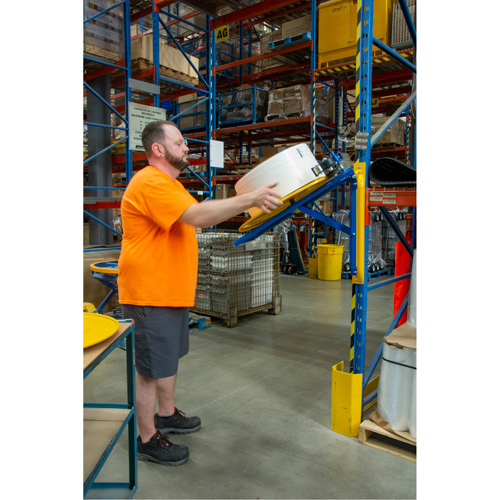 Distributeur de feuillards, Feuillard Polyester/Acier/Polypropyl&egrave;ne, Dia de noyau 16"/8", largeur de rouleau 3"/8"/6" Seaboard Timber Mart