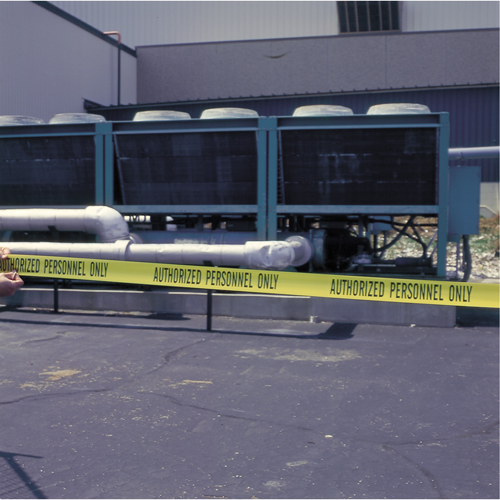 Rubans pour barricades, Anglais, 3" la x 1000' lo, 2 mils, Noir sur jaune Seaboard Timber Mart