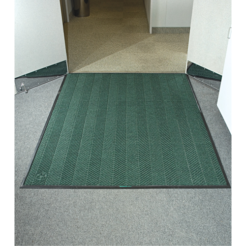Waterhog&reg; Eco Elite Matting, Wiper/Scraper, 3' x 5' x 3/8", Southern Pine Seaboard Timber Mart