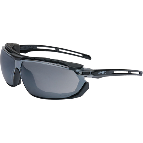 Lunettes de s&eacute;curit&eacute; &eacute;tanches Uvex Tirade, Lentille Argent/Miroir, Antibu&eacute;e, ANSI Z87+/R&eacute;pond ou surpasse la norme CSA Z94.3 Seaboard Timber Mart