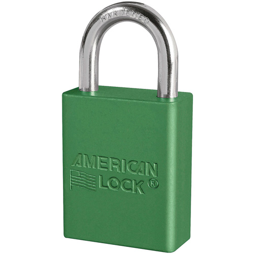 Cadenas de s&eacute;curit&eacute; American Lock, Vert, Cl&eacute;s identiques, Aluminium, Largeur de 1-1/2" Seaboard Timber Mart