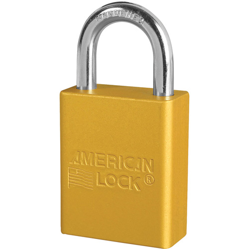 Cadenas de s&eacute;curit&eacute; American Lock, Jaune, Cl&eacute;s identiques, Aluminium, Largeur de 1-1/2" Seaboard Timber Mart