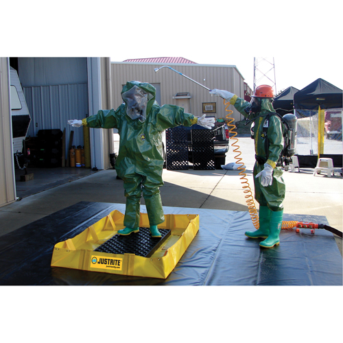 Berme de confinement Lite QuickBerm , Capacit&eacute; 119 gal., 4' la x 6' lo x 8" h, Support &agrave; encliqueter Seaboard Timber Mart