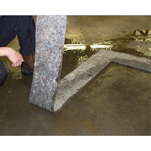 Spilltration Husky Strips, Oil Only, 64" x 8", 4 gal. Absorbancy Seaboard Timber Mart