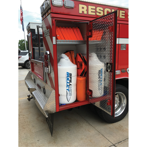 Barrage Spillver Bullet, Huile seulement, 100' lo x 5" la, Absorption 28 gal. Seaboard Timber Mart