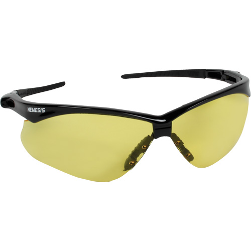 Lunettes de s&eacute;curit&eacute; Nemesis de Kleenguard, Lentille Ambr&eacute;e, ANSI Z87+/R&eacute;pond ou surpasse la norme CSA Z94.3 Seaboard Timber Mart
