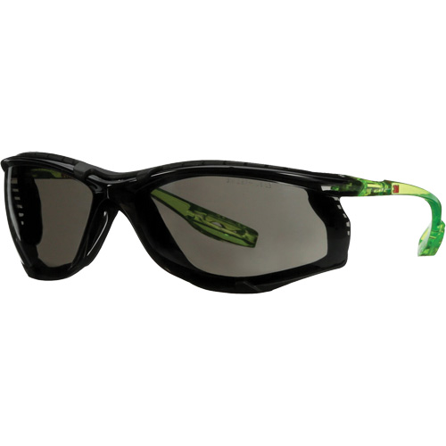 Lunettes de s&eacute;curit&eacute; de s&eacute;rie Solus CCS, Lentille Gris, Antibu&eacute;e/Anti-&eacute;gratignures, R&eacute;pond ou surpasse la norme CSA Z94.3 Seaboard Timber Mart