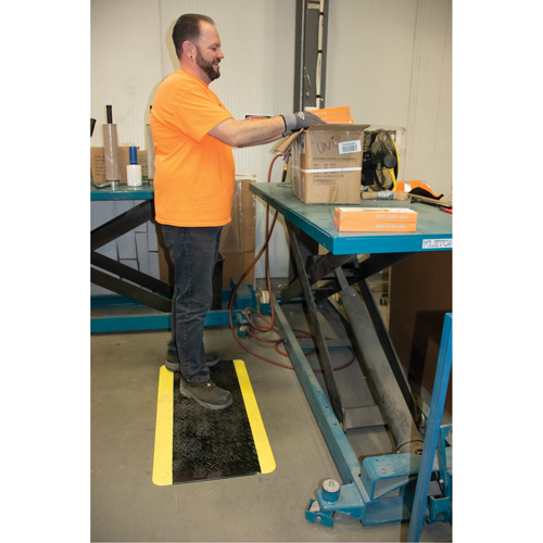 Anti-Fatigue Matting, Diamond, 1-2/3' x 3-1/4' x 3/4", Black/Yellow, Polyurethane Seaboard Timber Mart