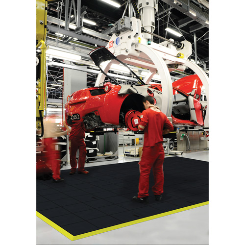 Cushion-Ease&reg; Interlocking Anti-Fatigue Mat, Pebbled, 3' x 3' x 3/4", Black, Natural Rubber Seaboard Timber Mart