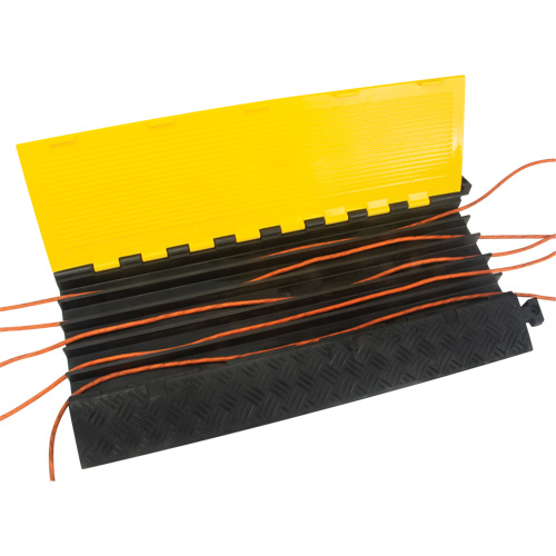 Protecteur de c&acirc;bles en polyur&eacute;thane, 5 canaux, 35,43" lo x 19,69" la x 2" h Seaboard Timber Mart