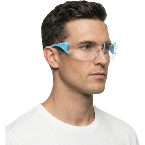 Lunettes de s&eacute;curit&eacute; bleu/blanc Adapt Lite, Lentille Transparent, Antibu&eacute;e/Anti-&eacute;gratignures, ANSI Z87+/R&eacute;pond ou surpasse la norme CSA Z94.3 Seaboard Timber Mart