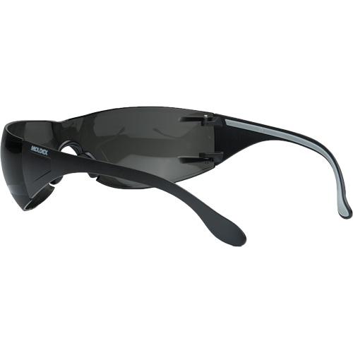 Lunettes de s&eacute;curit&eacute; Adapt Lite, Lentille Fum&eacute;e, Antibu&eacute;e/Anti-&eacute;gratignures, ANSI Z87+/R&eacute;pond ou surpasse la norme CSA Z94.3 Seaboard Timber Mart