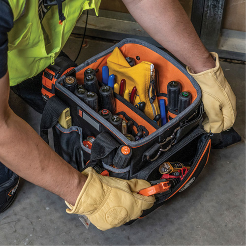 Fourretout Tradesman Pro, Nylon balistique, 40 pochettes, Noir/Orange Seaboard Timber Mart