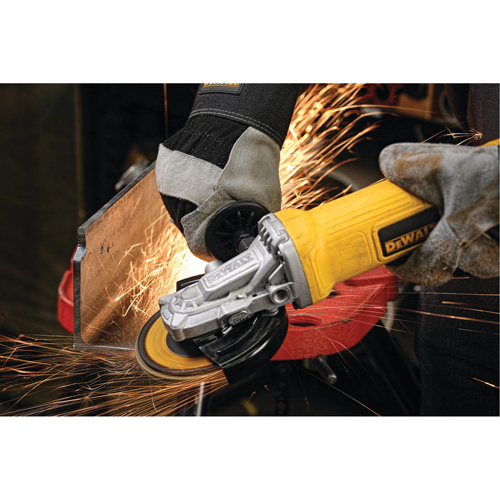 Petite meuleuse d'angle avec interrupteur &agrave; palette, 4-1/2", 120 V, 9 A, 12 000 Tr/min Seaboard Timber Mart