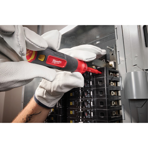 Tournevis &agrave; embouts interchangeables &agrave; tige articul&eacute;e isol&eacute; 1000 V, 2-en-1, 8-4/5" lo, Prise Coussin&eacute;e Seaboard Timber Mart