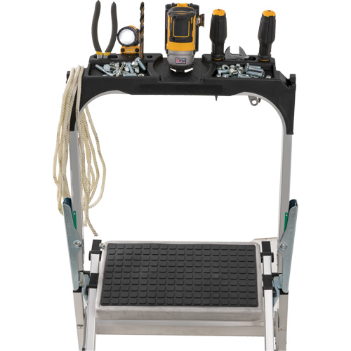 &eacute;chelle escabeau avec roues pivotantes, 4 marches, 44,25" x 22,13" x Hauteur 59" Seaboard Timber Mart