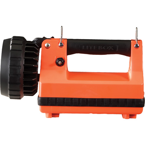 Lanterne avec syst&egrave;me standard E-Flood FireBox, DEL, 615 lumens, 8 hres de fonctionnement, piles Rechargeable, Compris Seaboard Timber Mart