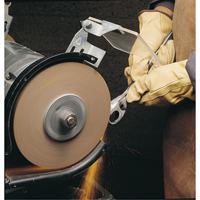 Scotch-Brite Cut & Polish Wheels, 6" Dia. x 1" W, 1" Arbor, Aluminum Oxide Seaboard Timber Mart