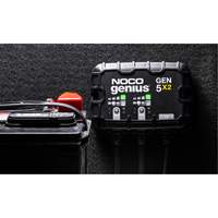 Chargeur de batterie embarqu&eacute; &agrave; 2 sorties de 10 amp&egrave;res Gen5X2 Genius Seaboard Timber Mart