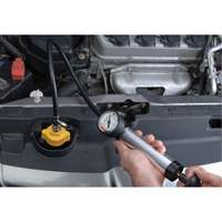 Trousse de test de pression du syst&egrave;me de refroidissement Seaboard Timber Mart