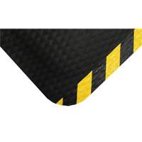 Hog Heaven Mat, Diamond, 4-4/5' x 8' x 7/8", Black/Yellow, Nitrile Seaboard Timber Mart