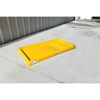 Ultra-Containment Tray&reg;, 54" L x 29.8" W x 3.5" H, 16.5 US gal. Spill Capacity Seaboard Timber Mart