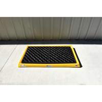 Ultra-Containment Tray&reg;, 54" L x 29.8" W x 3.5" H, 14 US gal. Spill Capacity Seaboard Timber Mart