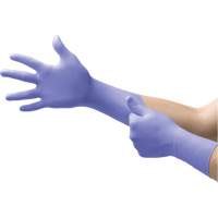 Gants Supreno EC, Petit, Nitrile, 5,5-mil, Sans poudre, Mauve, Classe 2 Seaboard Timber Mart