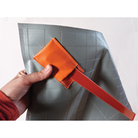 Panneau pour condition temporaire &agrave; rouler avec fl&egrave;che, 24" x 24", Vinyle, Pictogramme Seaboard Timber Mart