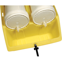 Unit&eacute; mobile Mini-Racker, 31" lo x 29" la x 15,2" ha, 10 gal. US Capacit&eacute; Seaboard Timber Mart