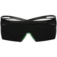 Lunettes de s&eacute;curit&eacute; SecureFit s&eacute;rie 3700 SF3750AS-BLK, Lentille Gris/IR 5.0, Anti-&eacute;gratignures, ANSI Z87+/R&eacute;pond ou surpasse la norme CSA Z94.3 Seaboard Timber Mart