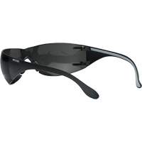 Lunettes de s&eacute;curit&eacute; Adapt Lite, Lentille Fum&eacute;e, Antibu&eacute;e/Anti-&eacute;gratignures, ANSI Z87+/R&eacute;pond ou surpasse la norme CSA Z94.3 Seaboard Timber Mart