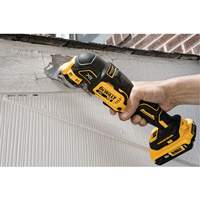 Max XR&reg; Brushless 3-Speed Oscillating Multi-Tool (Tool Only), 20 V, Lithium-Ion Seaboard Timber Mart